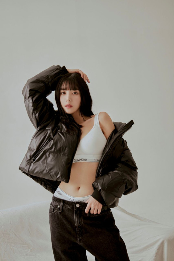 CK 속옷 화보 권은비