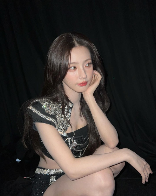 하얀 조던 나시티 아이들 미연