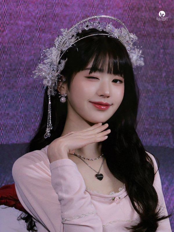 머리에 뭘 써도 귀여운 아이브 장원영