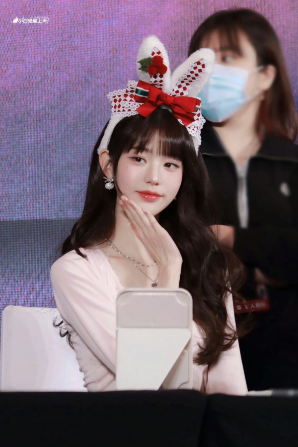 머리에 뭘 써도 귀여운 아이브 장원영