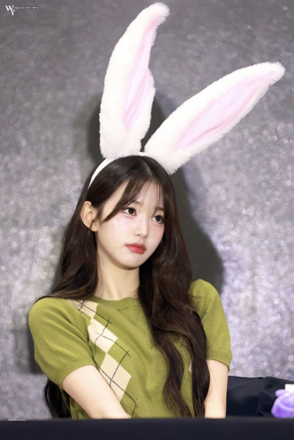 머리에 뭘 써도 귀여운 아이브 장원영