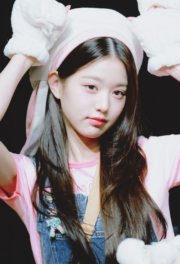 머리에 뭘 써도 귀여운 아이브 장원영