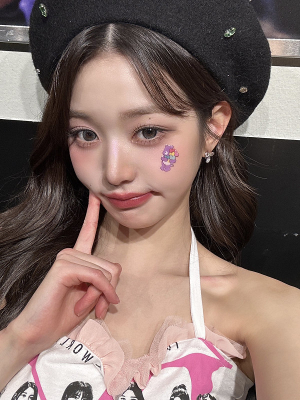 아이브 장원영 러블리한 하트 나시