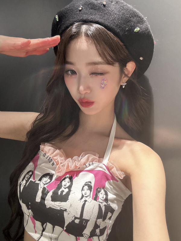 아이브 장원영 러블리한 하트 나시