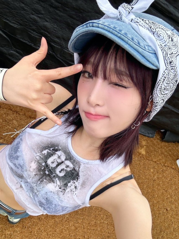 검정 브라가 다 비치는 워터밤 최예나