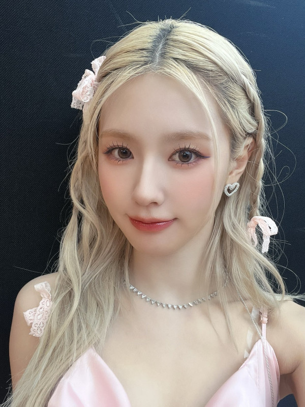러블리한 핑크색 끈원피스 (여자)아이들 미연