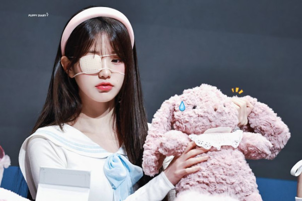 눈병 나서 안대를 쓴 아이브 장원영
