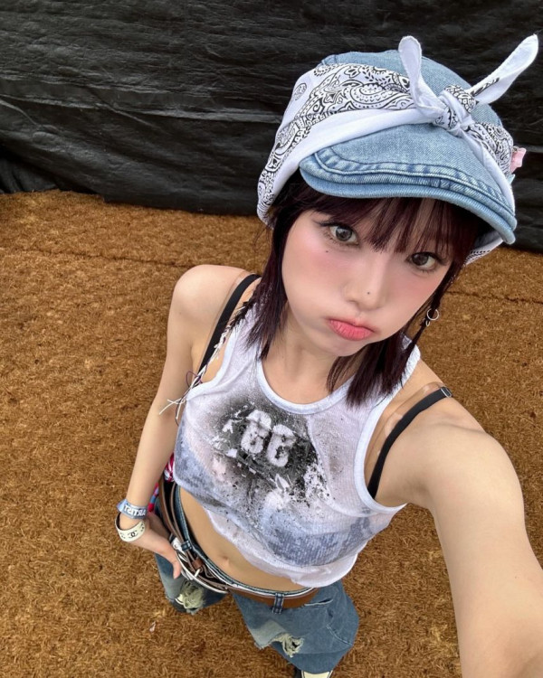 검정 브라가 다 비치는 워터밤 최예나