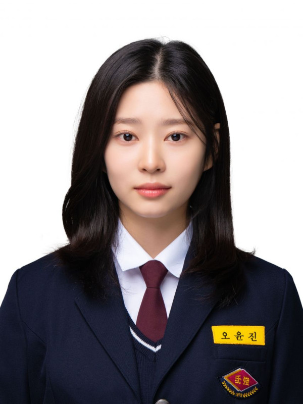 아이즈원 김민주 교복