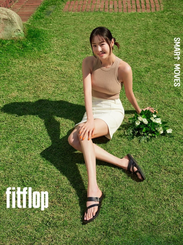 화이트 초미니 배우 이다희