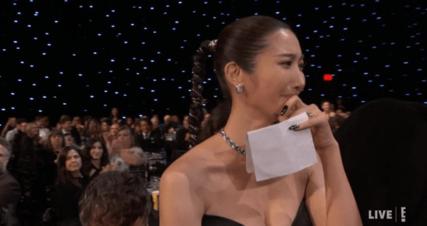 케데헌 크리틱스 초이스 애니메이션상 수상장면