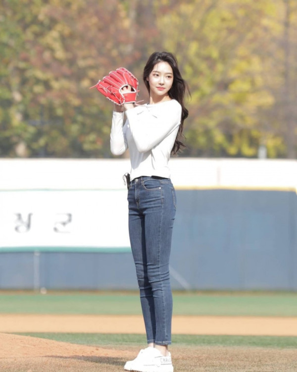 작년 미스코리아 진 시구
