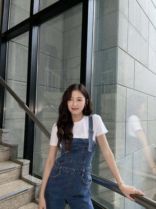 청멜빵 오마이걸 아린