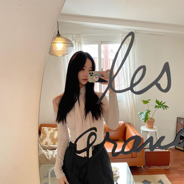 연우 이다빈 스키니진 몸매