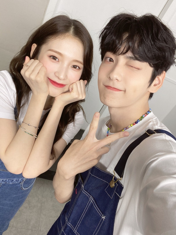 청멜빵 오마이걸 아린