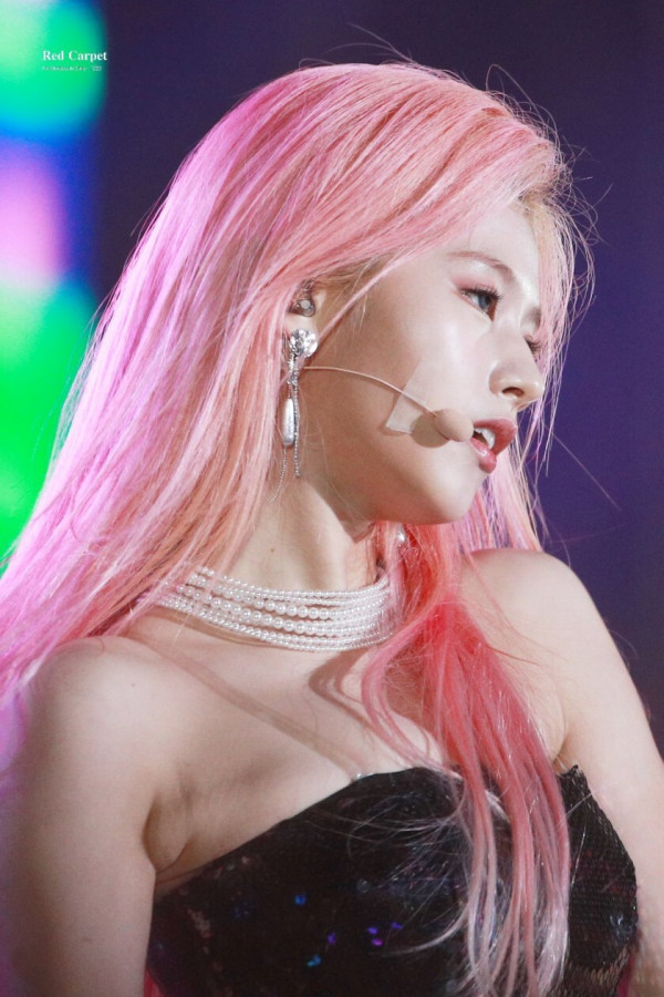 요망한 반짝이 사나