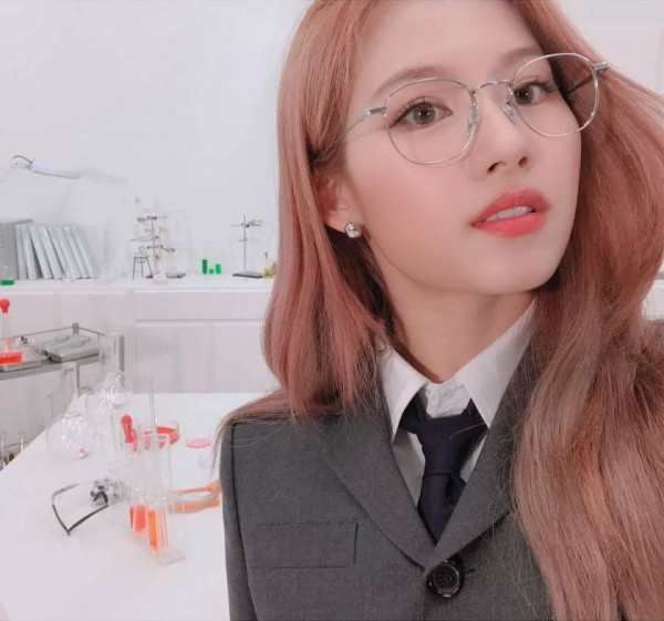 사나 안경