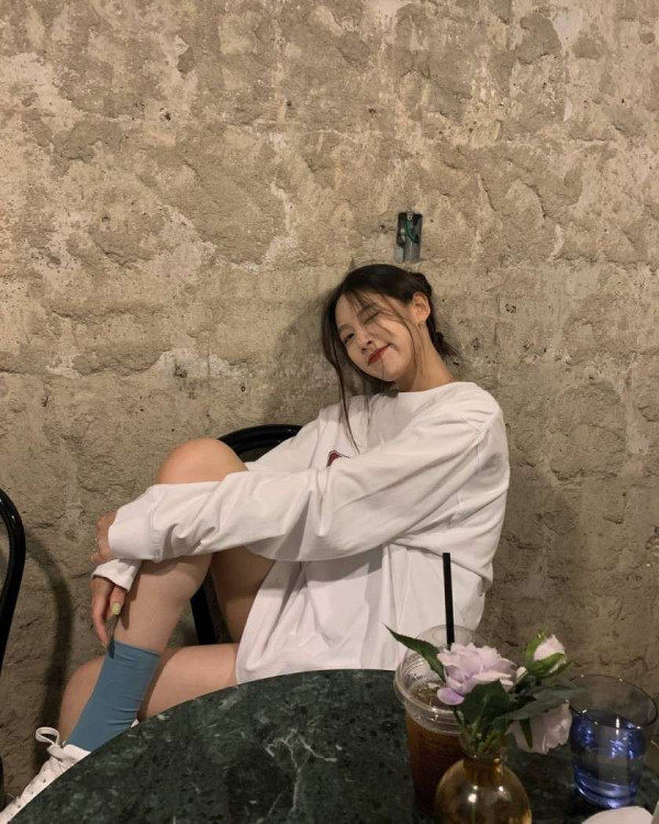 하의실종룩 흰 셔츠 예인