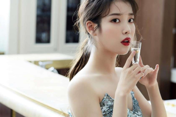 아이유 참이슬 화보