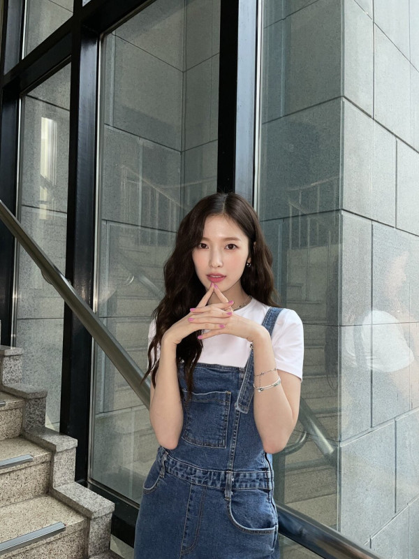 청멜빵 오마이걸 아린