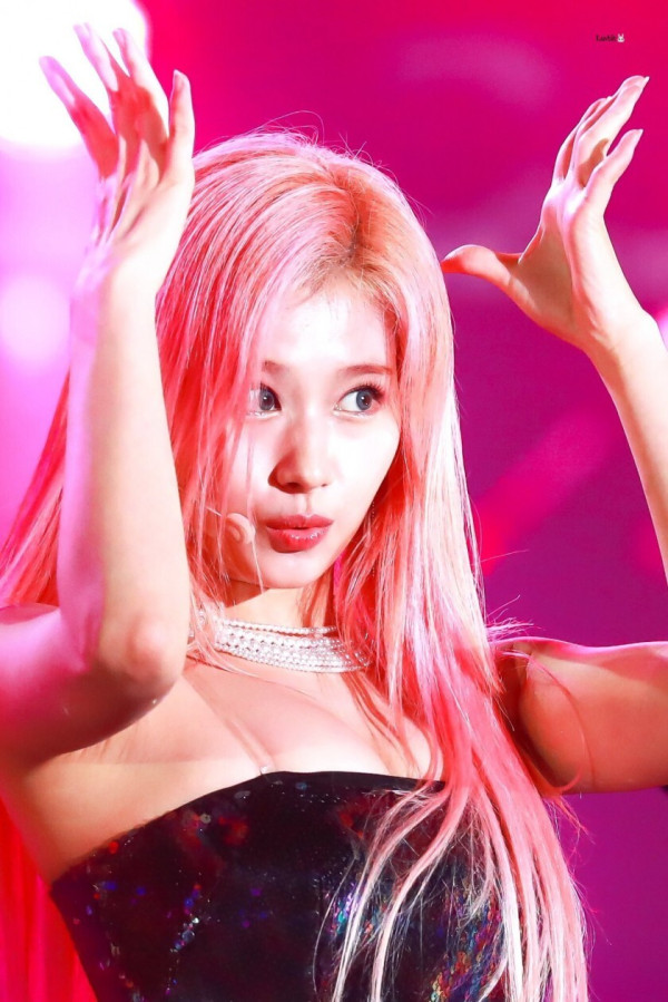 요망한 반짝이 사나