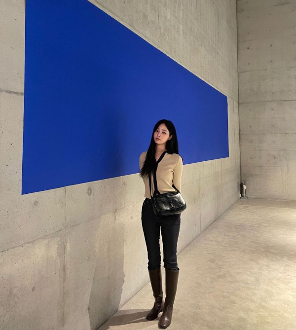 연우 이다빈 스키니진 몸매