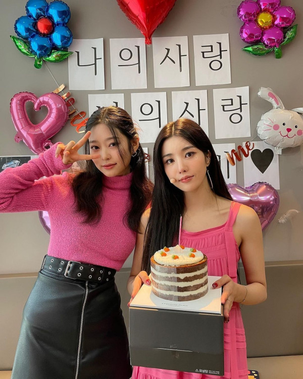 음중에서 만난 권은비 김민주