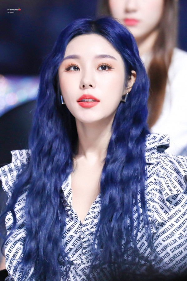 휘인 파란머리