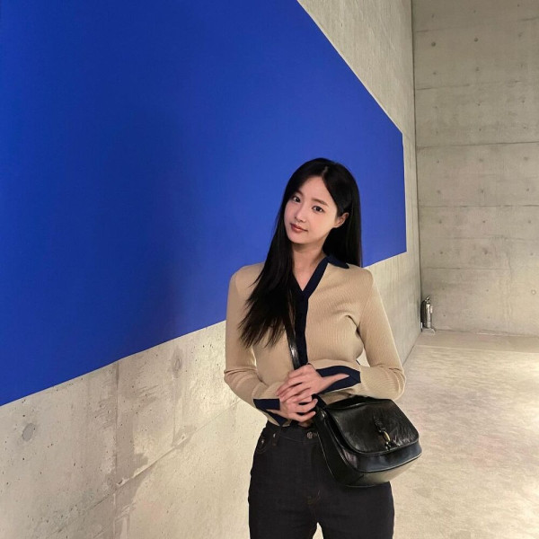 연우 이다빈 스키니진 몸매