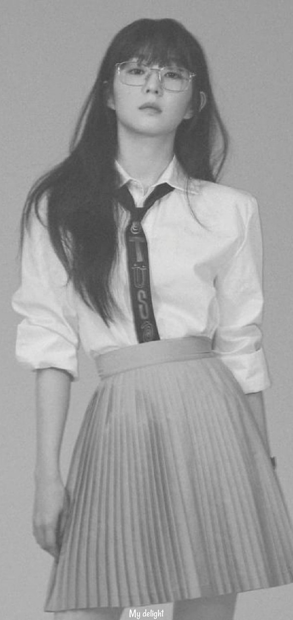 아이린 에스콰이어 화보