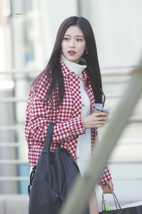 여친룩의 정석 이달의소녀 현진 사복패션