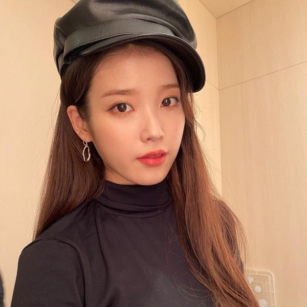 아이유 인스타