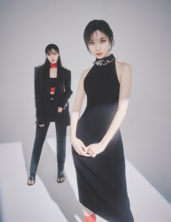 에스파 글래스 매거진 화보