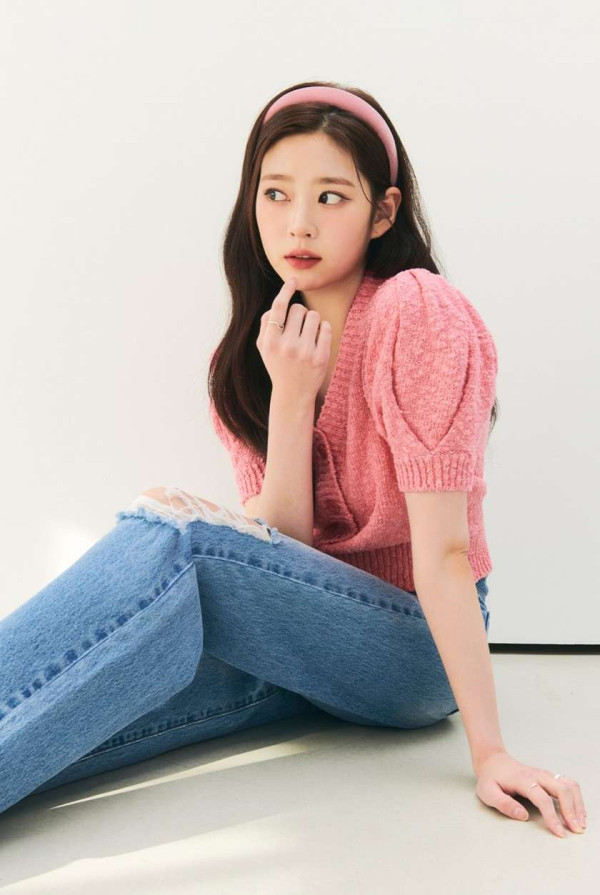 김민주 의류 화보