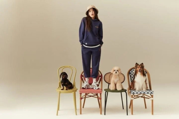 뉴발란스 앰배서더 아이유