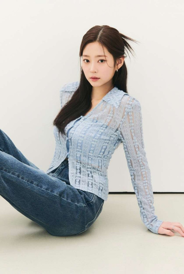 김민주 의류 화보