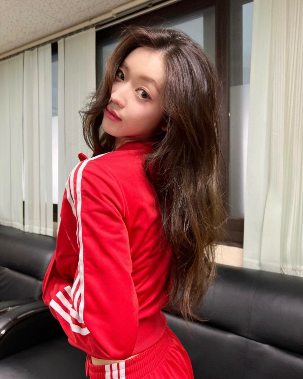 아디다스 츄리닝 오마이걸 유아