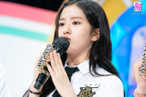 인기가요 안유진