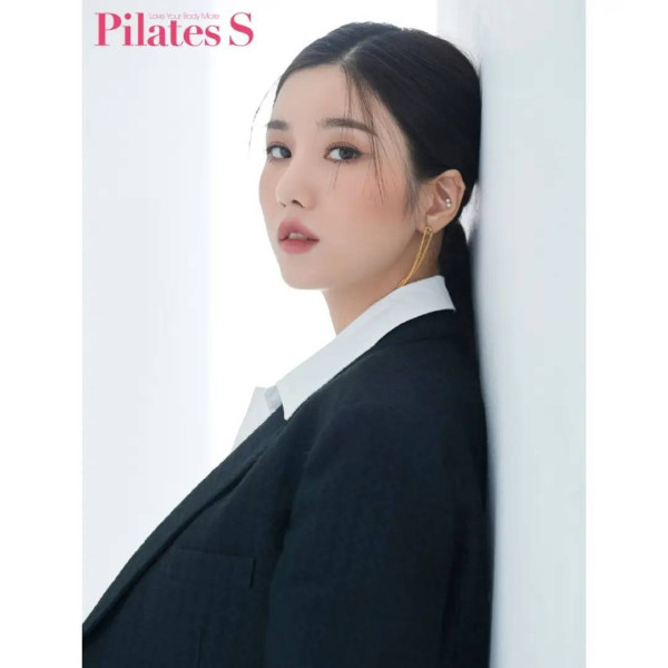 권은비 필라테스s 화보