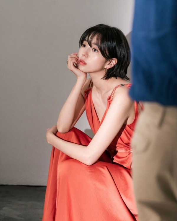단발 채수빈 화보