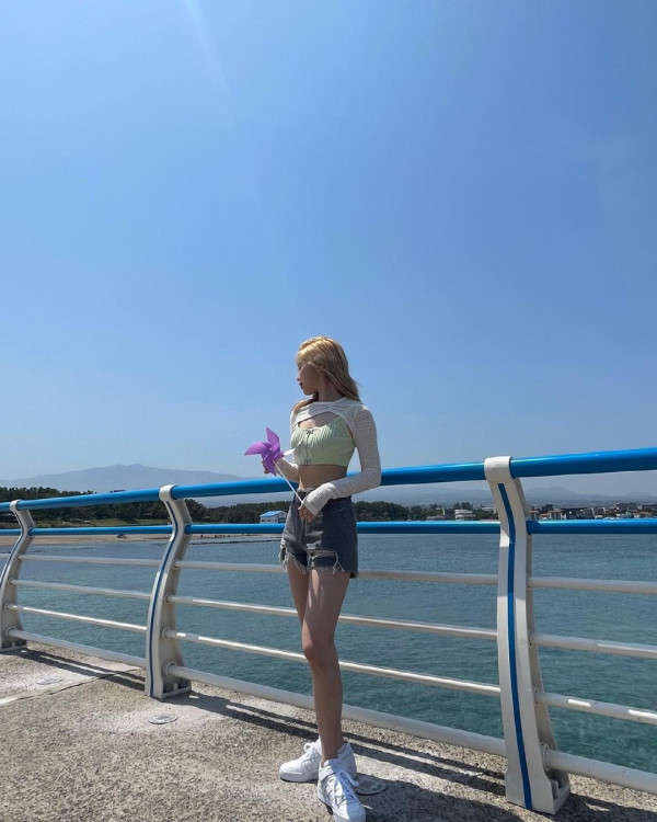 제주도 바닷가에 놀러간 ITZY