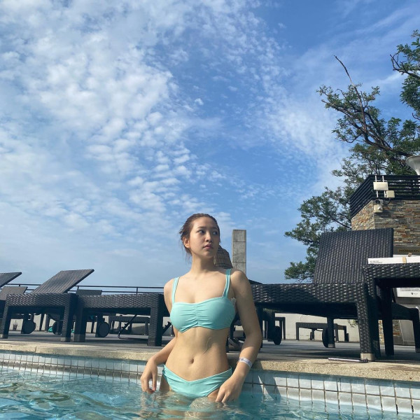 예리 비키니(인스타
