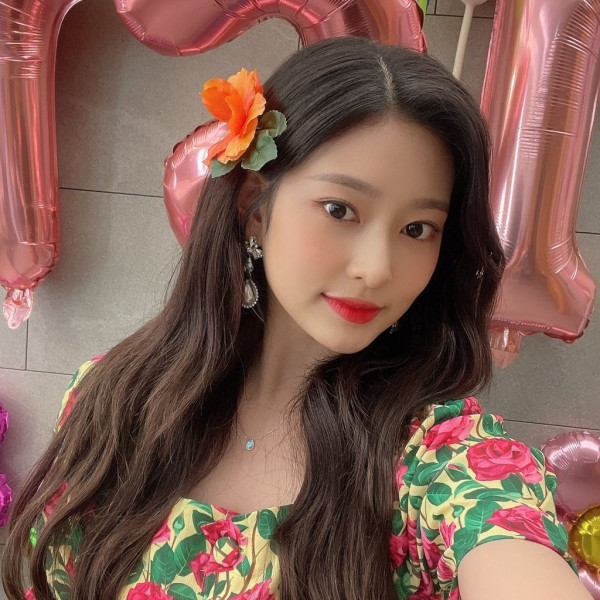 김민주 장미 원피스