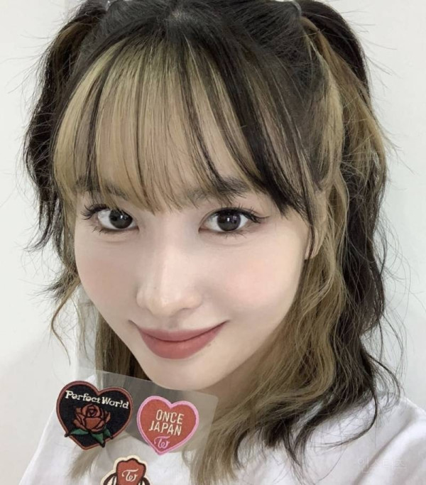 최근 반응 좋은 트와이스 모모 염색