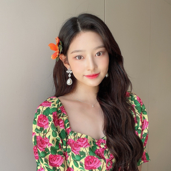 김민주 장미 원피스