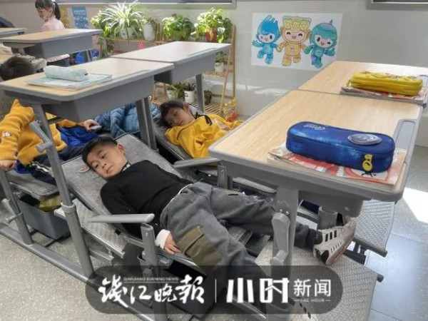 중국식 일체형 책상