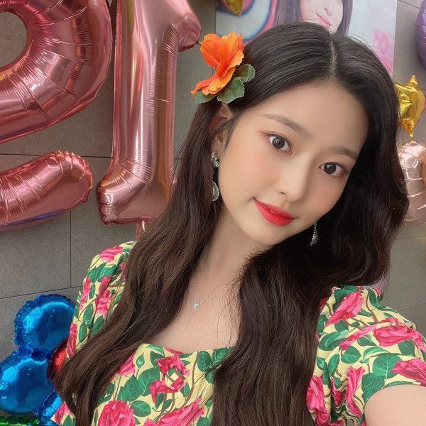 김민주 장미 원피스