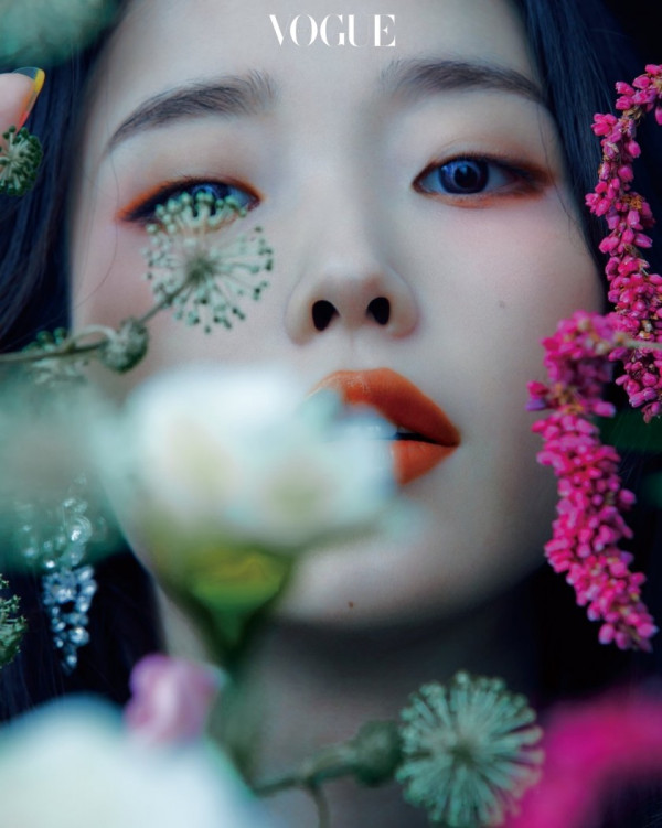 아이유 보그 2021 10월호 화보