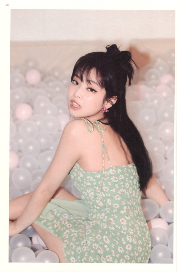 앞머리 내린 블랙핑크 제니