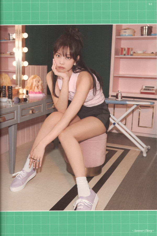 앞머리 내린 블랙핑크 제니